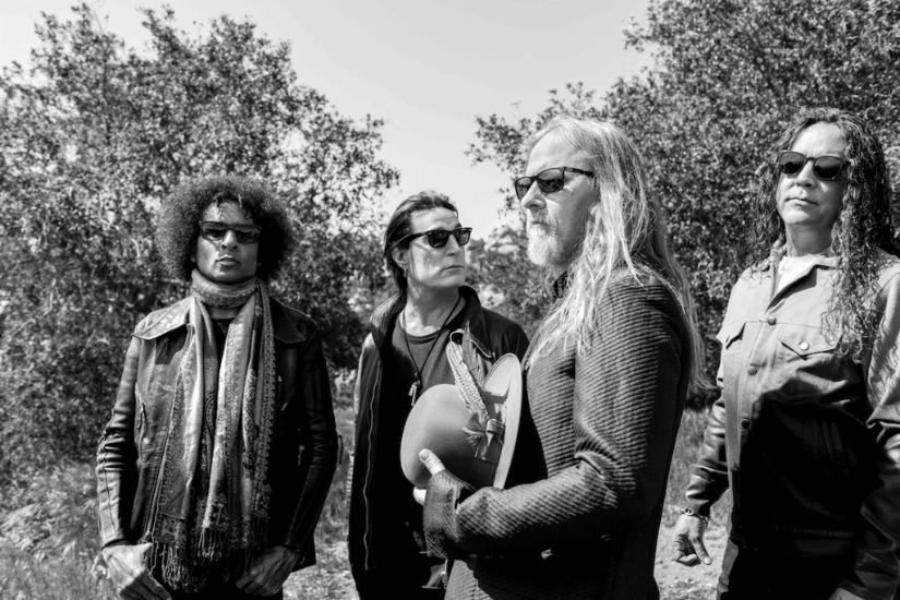 Alice In Chains announce new album 'Rainier Fog' - out August 24th 