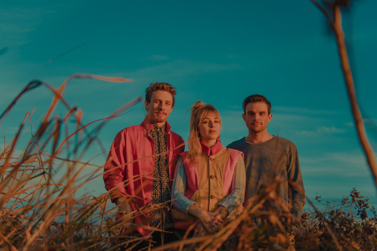 Givers share 'Movin' On' live video 