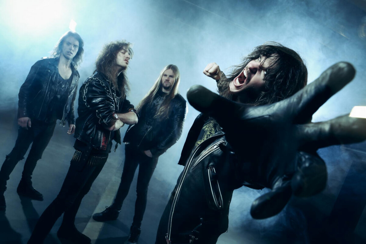 Evil Invaders  Release Special 7’’ Vinyl Single & New Music Video For "Broken Dreams In Isolation"