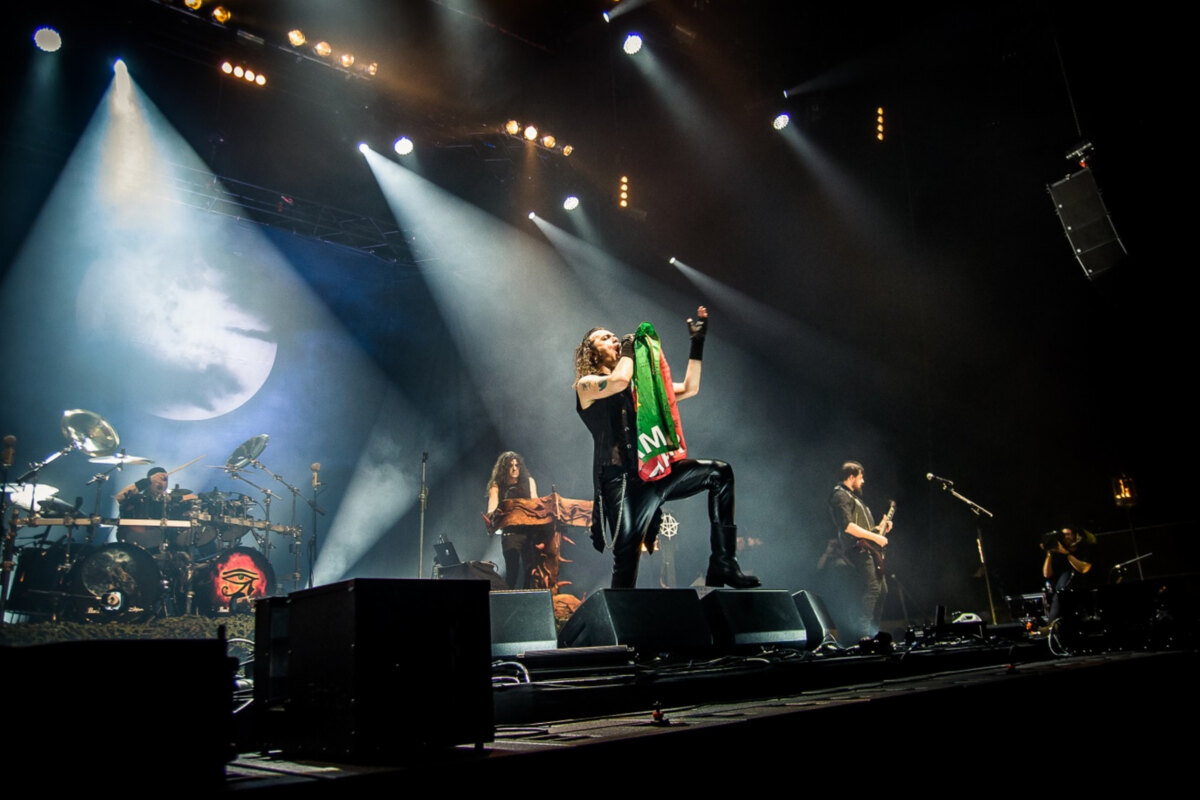 Moonspell Release “Extinct” Live Video!