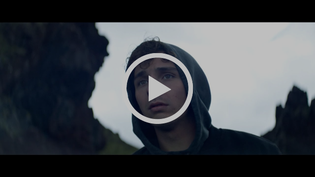 Nielson gaat diep voor videoclip "IJskoud"
