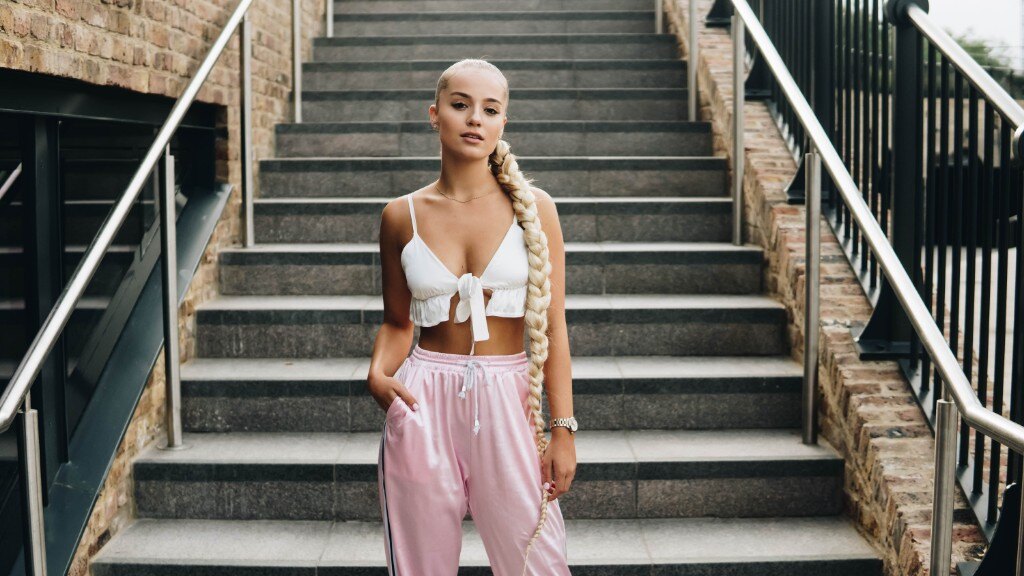 Exciting Brit popstar Libby Whitehouse releases single 'New Boy'