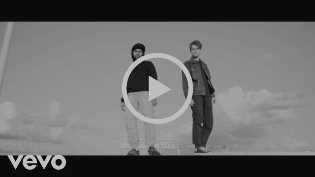 BLACKWAVE. stelt nieuwe videoclip voor