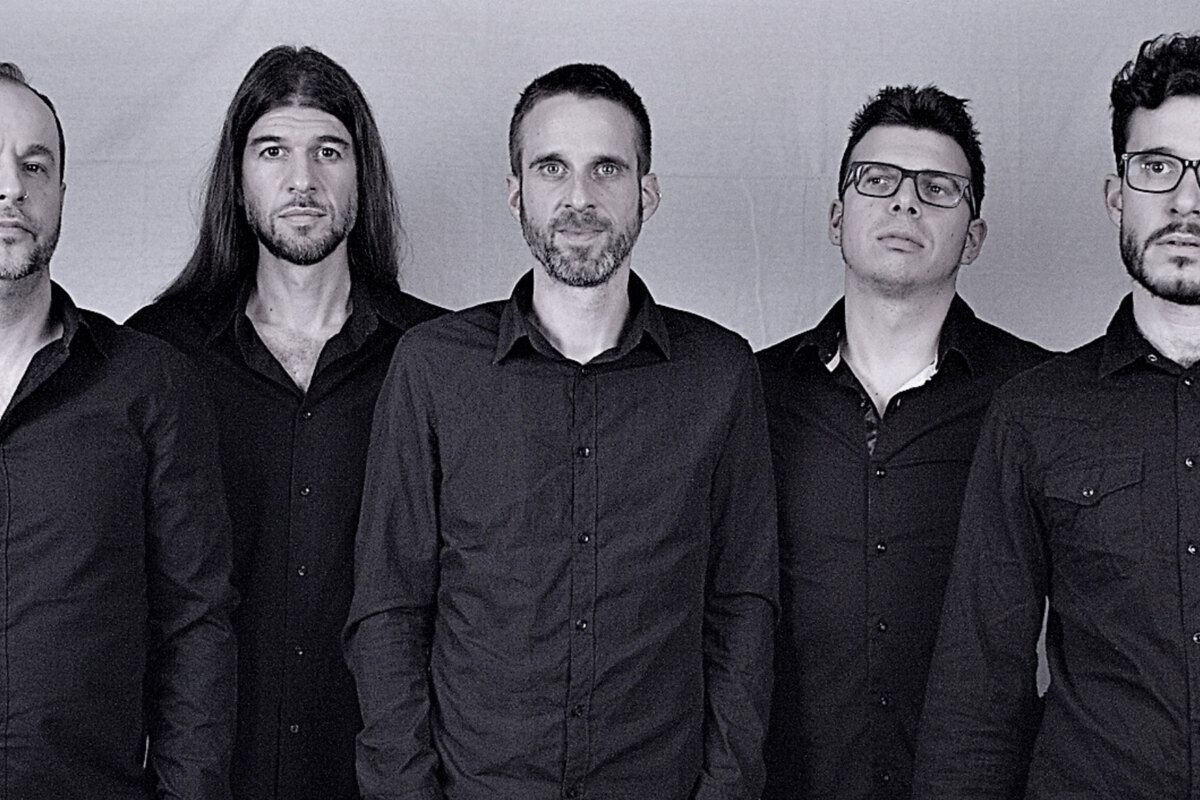 Swiss Rockers Charles In The Kitchen unveiled brand new music video for the single "Arrogant Teenage Rag"