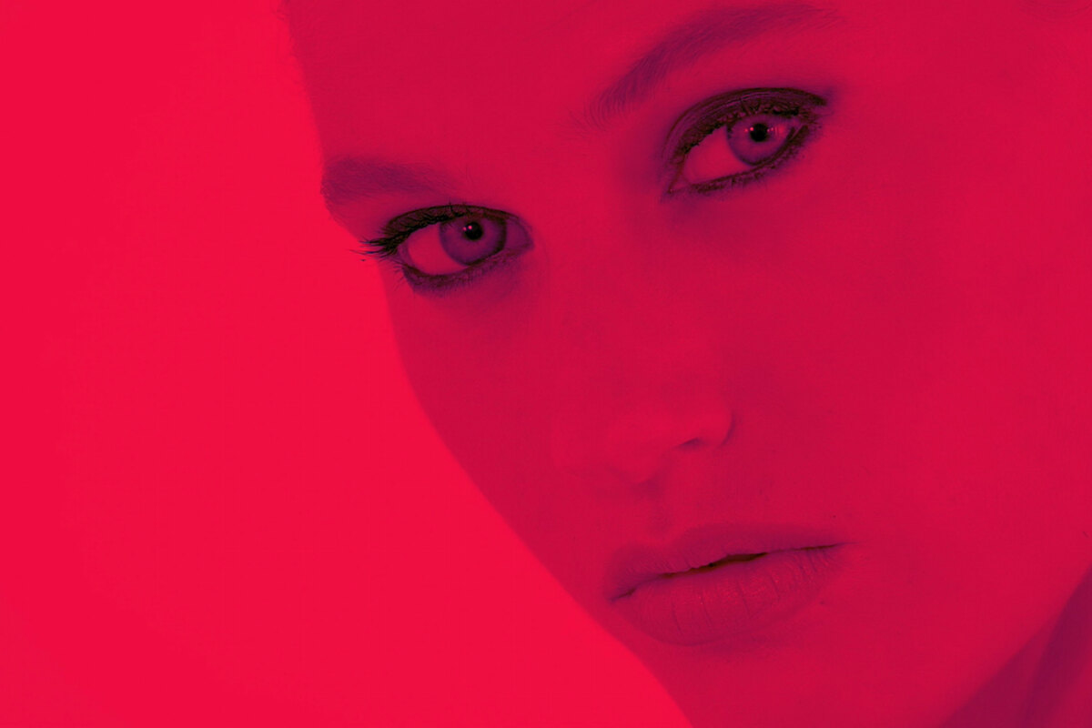 SX lost sensuele videoclip voor 'Designed/Desire'