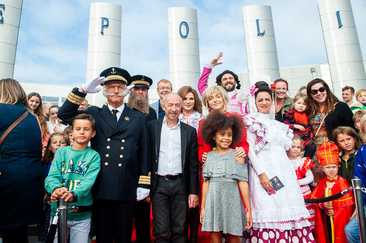 Groot kinderfeest voor de premiere van de Sint