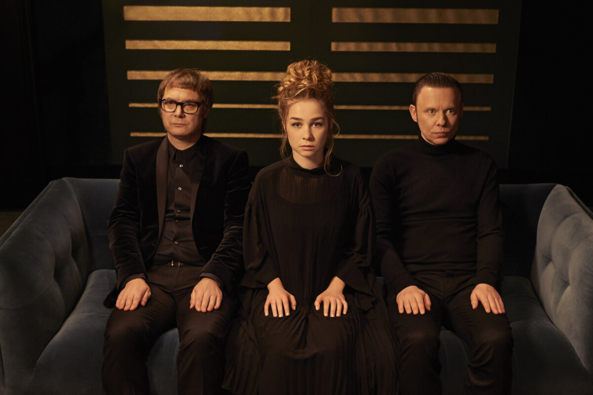 Hooverphonic releases 10th studio album 'Looking For Stars'