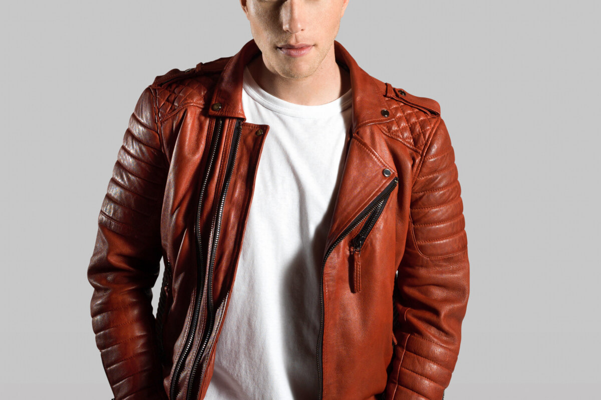  Nicky Romero teams up with Alice Berg for breakup song "My Way"
