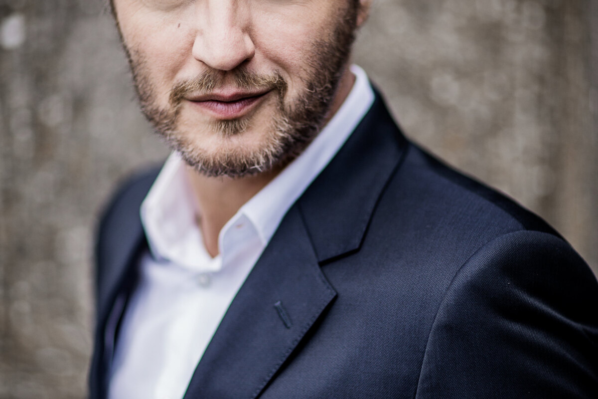Wim Soutaer, Charles Van Domburg en presentator Kürt Rogiers vervolledigen de affiche van Het Schlagerfestival 2019