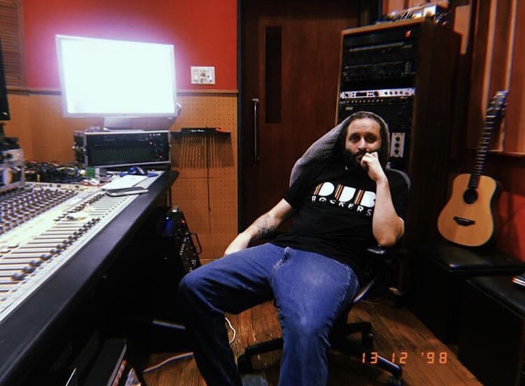 Alborosie  presents the dub version of ‘Table Has Turned"