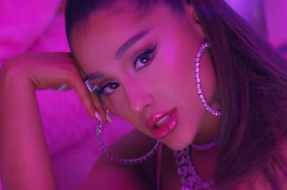 Ariana Grande's '7 Rings' Soars In at No. 1 on Billboard Hot 100