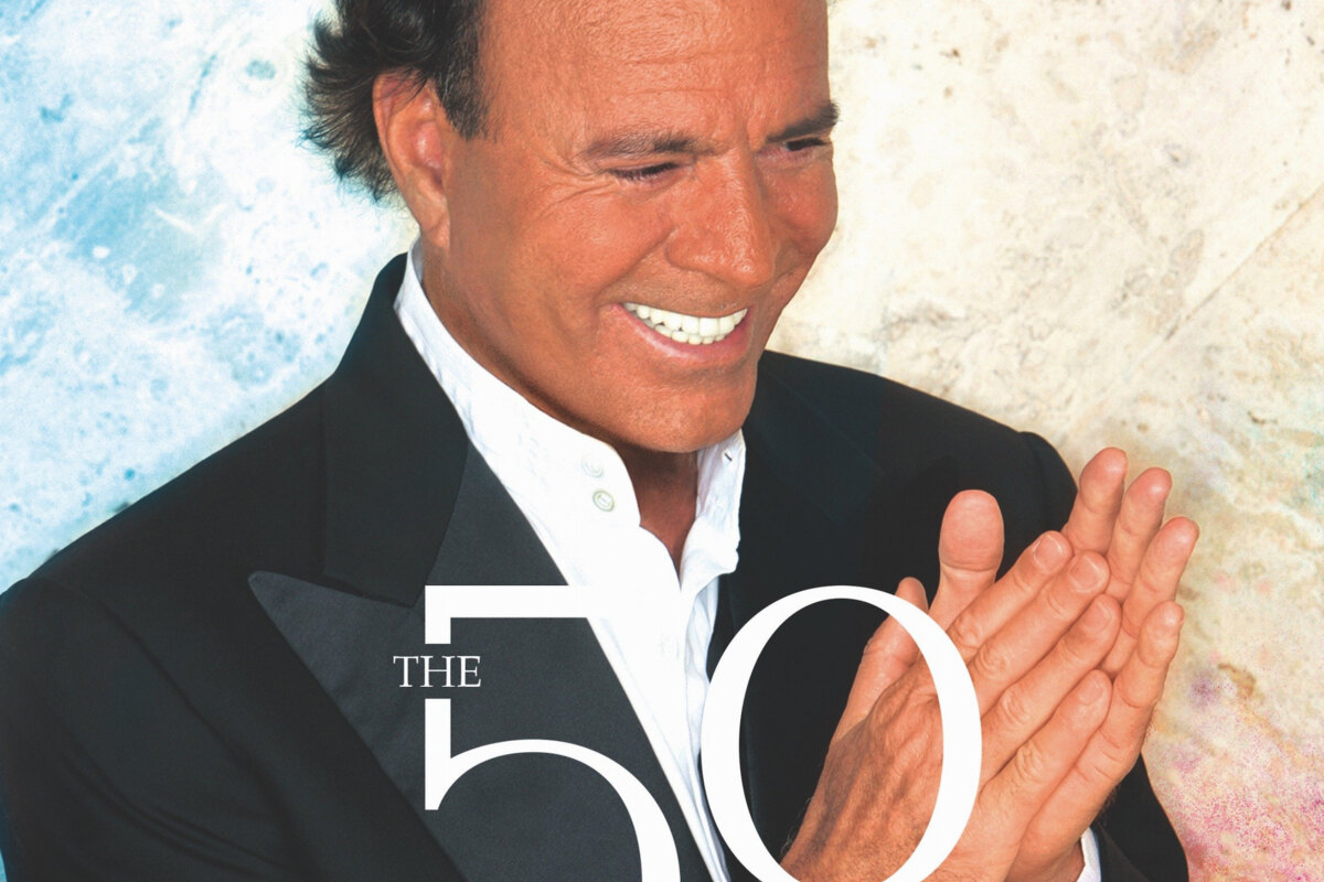 Ultieme ‘Latin lover’ Julio Iglesias viert dubbele verjaardag  met groots afscheidsconcert in Antwerps Sportpaleis