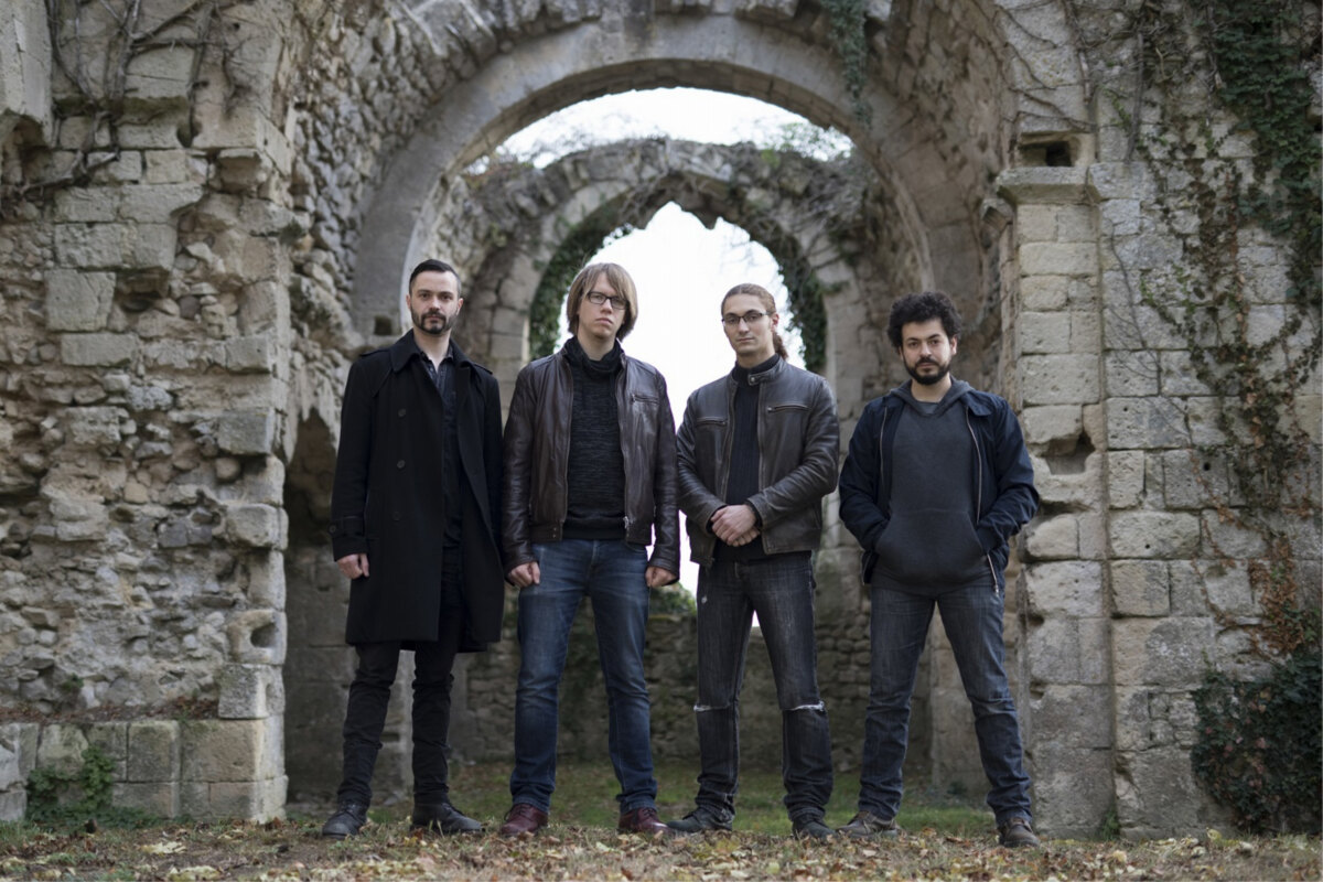 Far Away released and streamed new album 'Viaje'