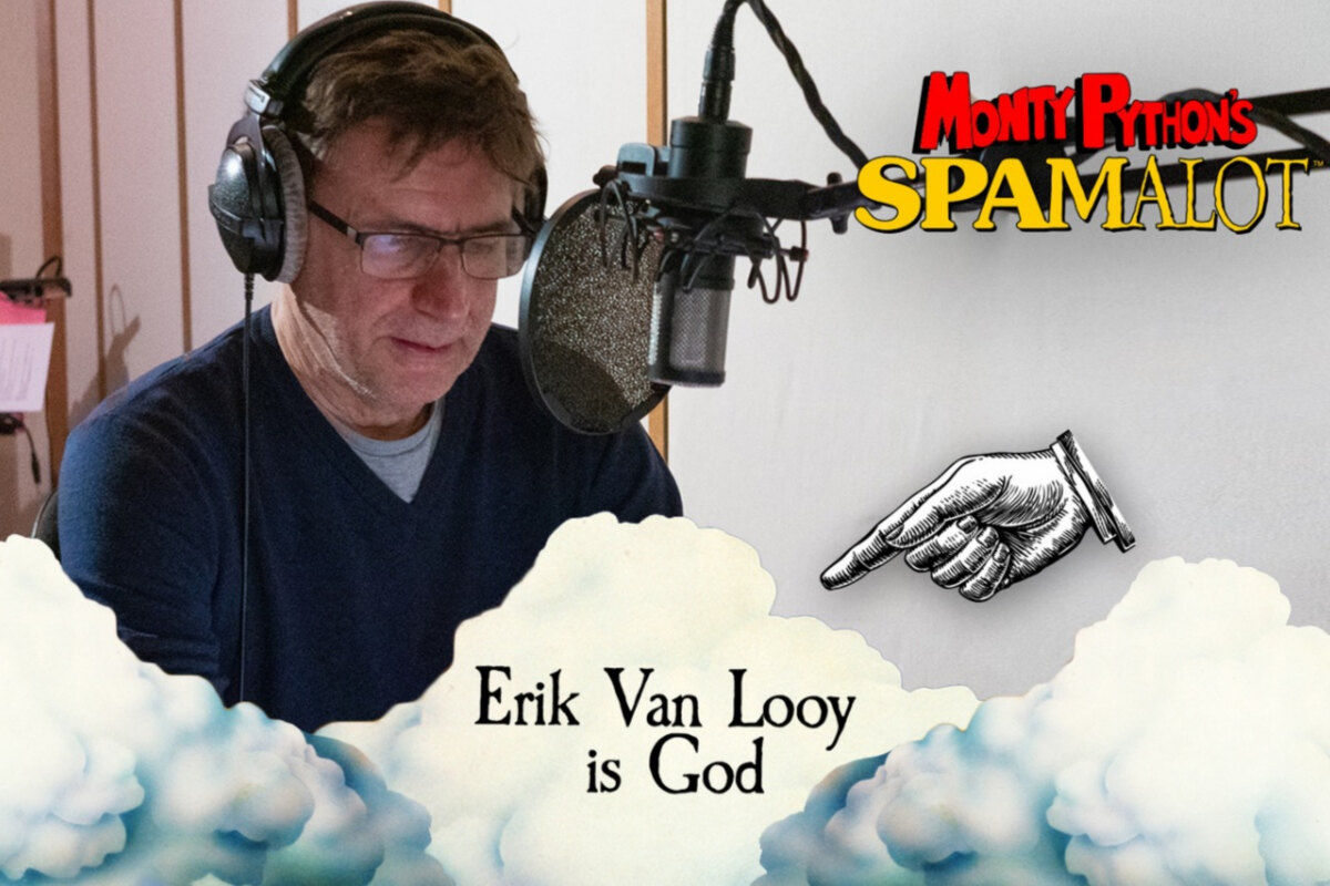 Erik Van Looy is de 'Stem van God' in Monty Python’s Spamalot