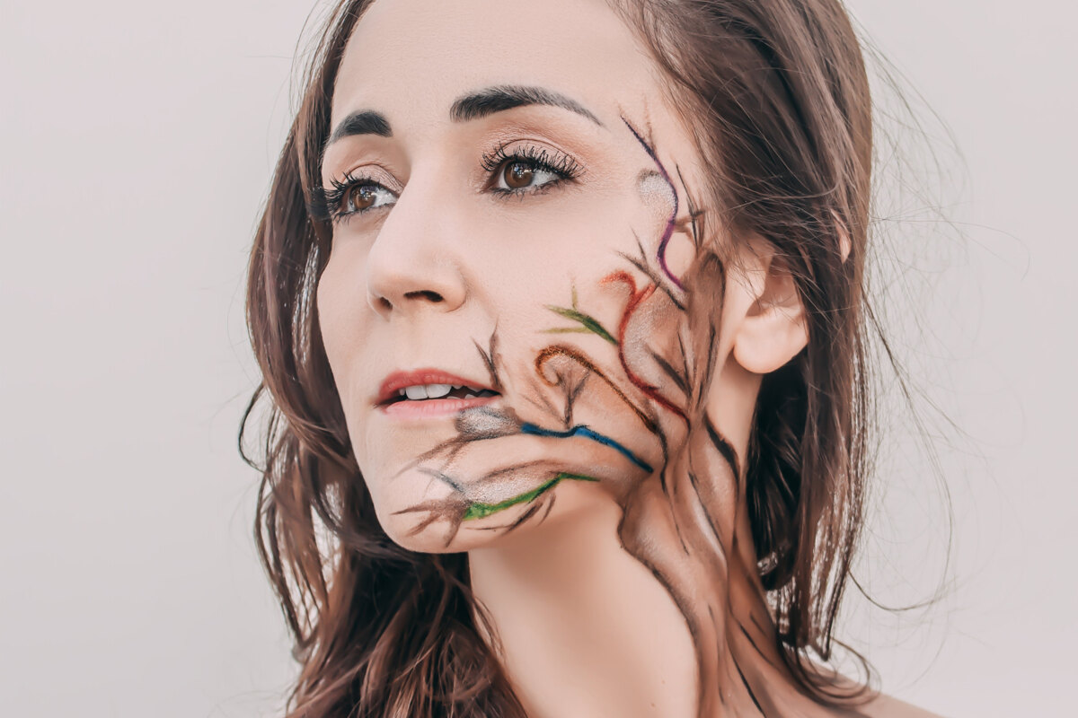 ‘Tree’ confronteert Belgische zangeres Wendy Nazaré opnieuw met het afscheid van haar grootmoeder.