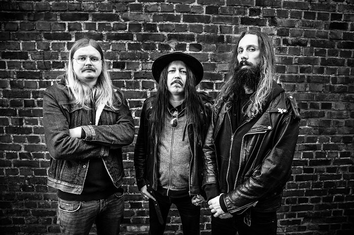 Vokonis announce short European tour