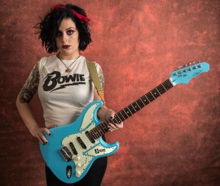 Louise Distras shares 'Solidarity' video ahead of touring
