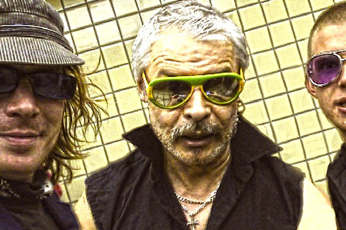 Little Villains  watch new video 'Running Around'