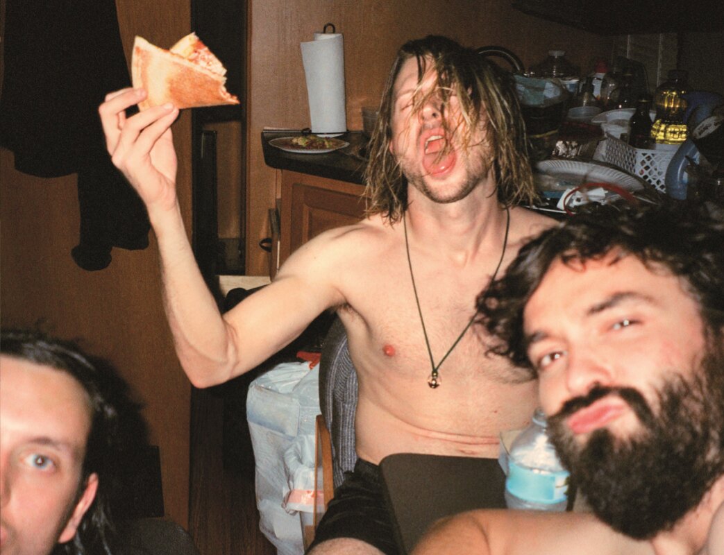 Dinosaur Pile-Up announce new album 'Celebrity Mansions'