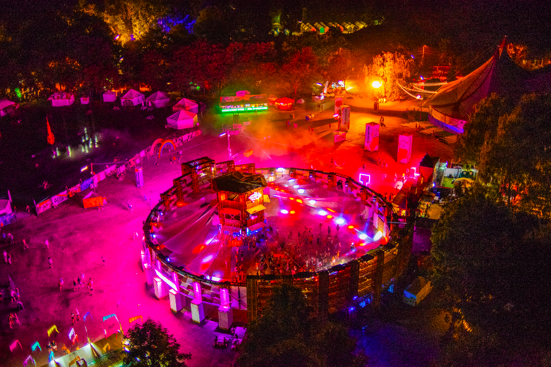 Sziget 2019 kondigt 27 elektronische acts aan voor het Samsung Colosseum