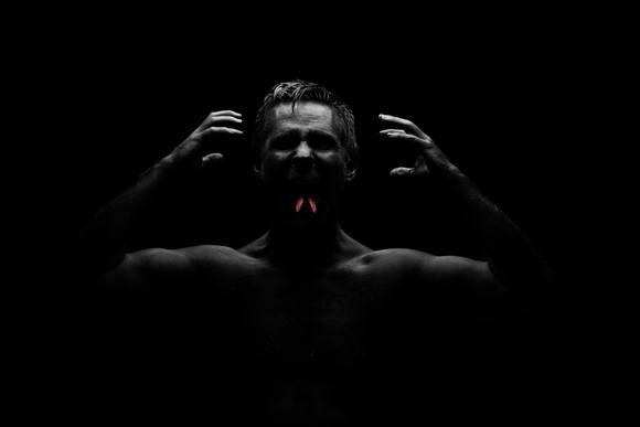 Aphyxion premiere brand new video!