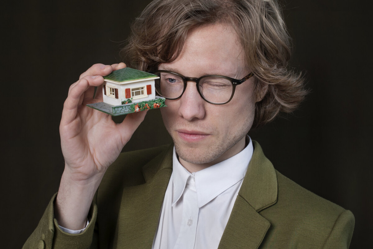 Fulco  stelt eerste single 'De Sms'ende Mens’ voor