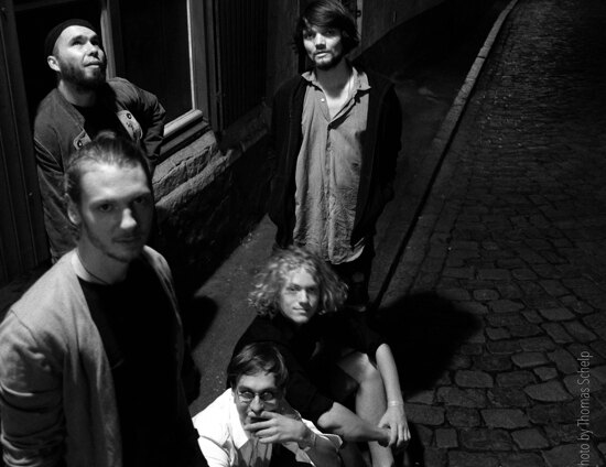 Welcome Inside The Brain  Announces New Album "Queen Of Day Flies"