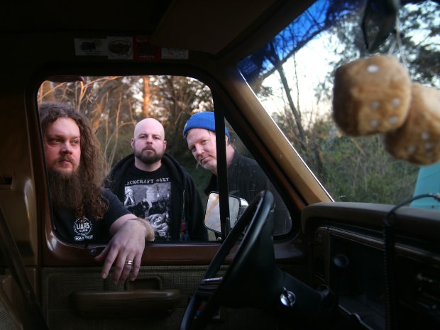 U.S. Cosmic riffers, Spacetrucker, Signs to Heavyweight Stoner label, Ripple Music for New 12" Split Series, Turned to Stone