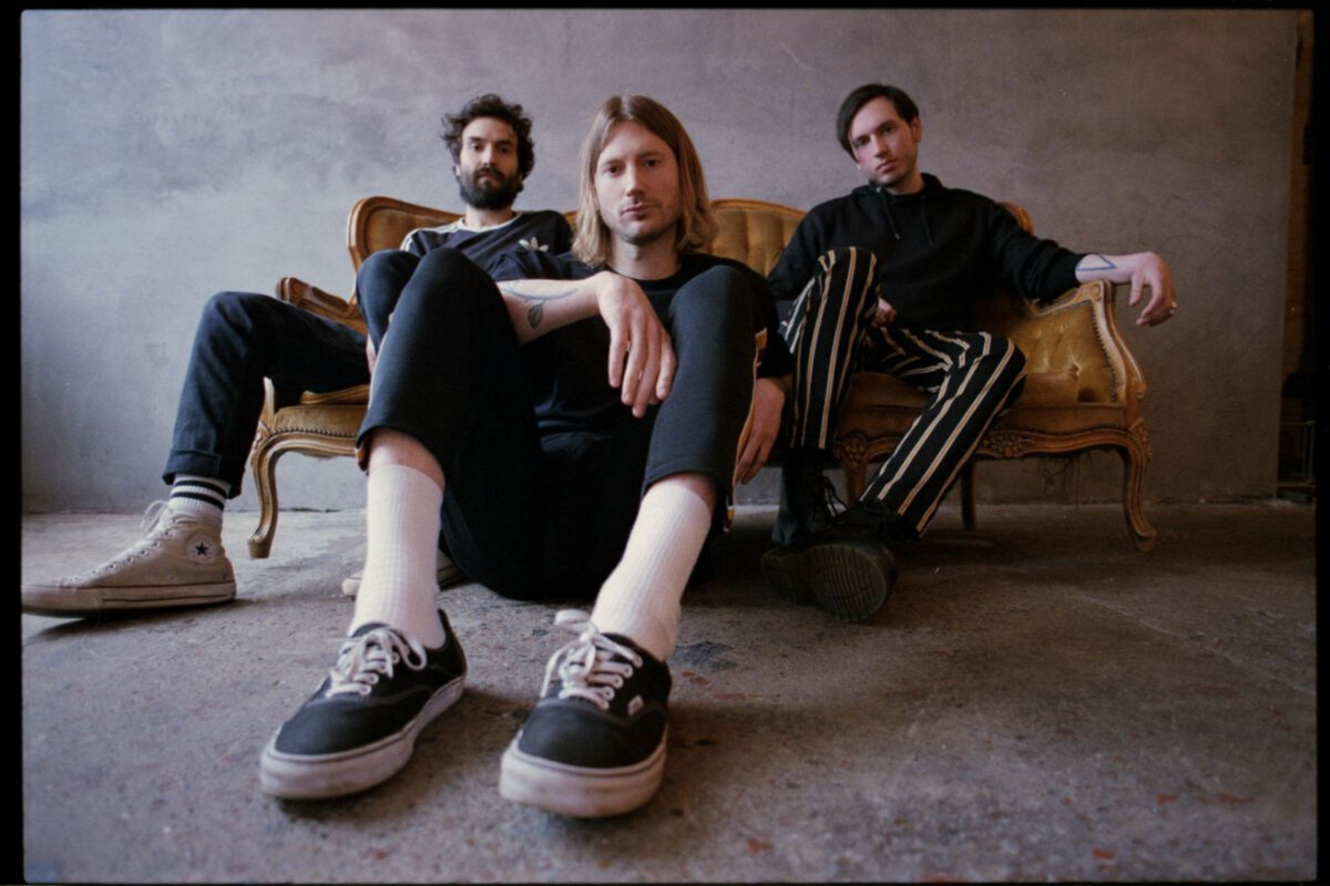 Dinosaur Pile-Up announce live in-store UK tour