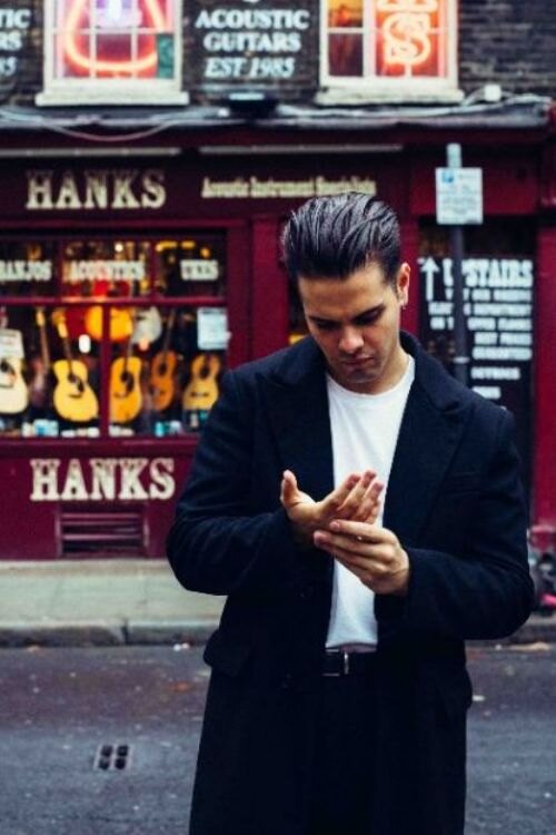 Lawrence Taylor announces EP release & shares 'No Messiah' live video