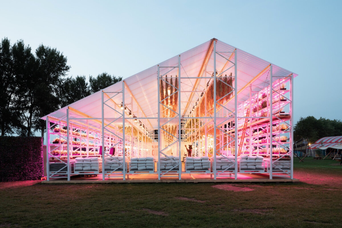 Brasserie 2050: Restaurant van de toekomst strijkt neer op Paradise City