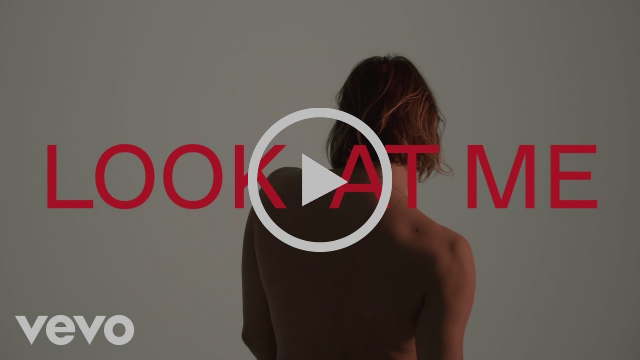 Warhola stelt videoclip 'Look At Me' feat. Glints & Tessa Dixson voor