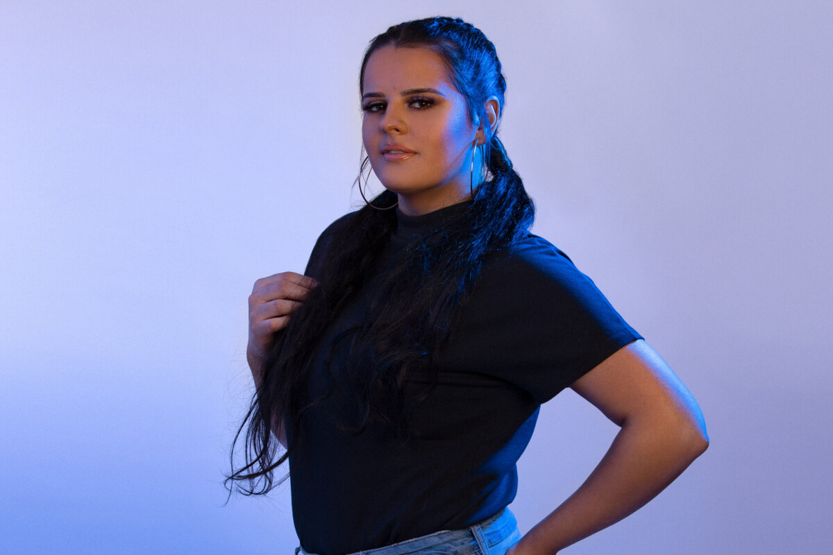 Shayla Souliere Releases New Single "Days Like That"