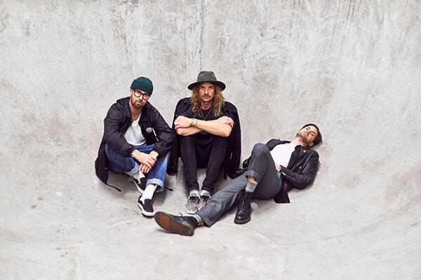 Sunset Sons Release New Single "Superman"; New Album "Blood Rush Déjà Vu" Out November 1st