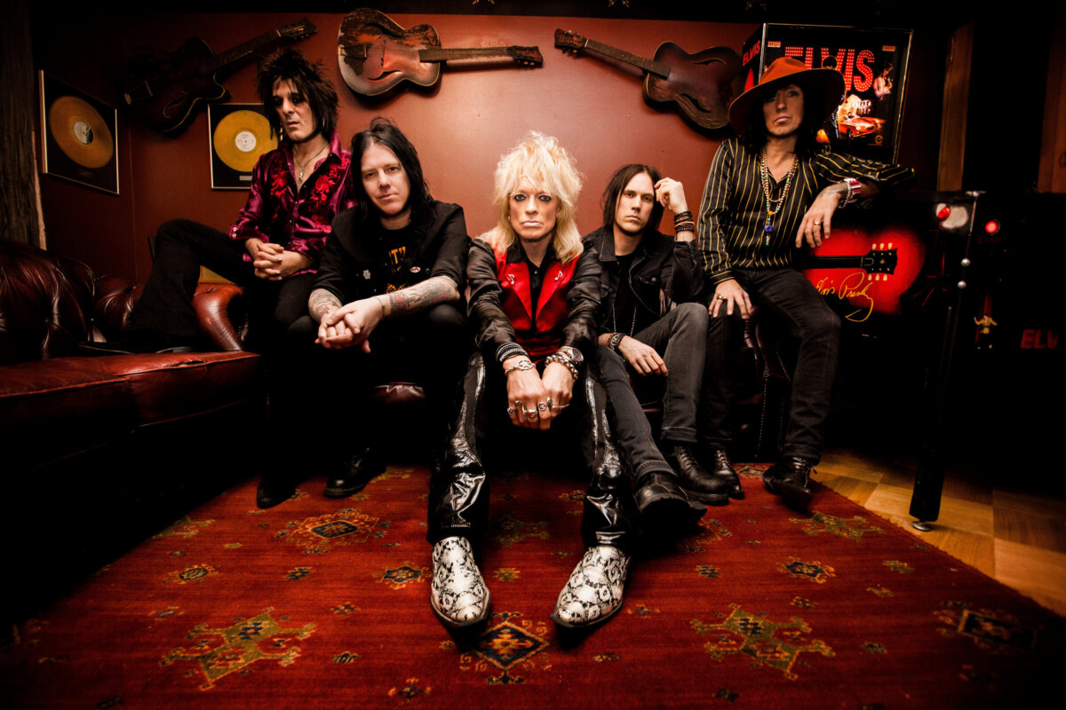 Michael Monroe releases video for 'Junk Planet'releases video for 'Junk Planet'