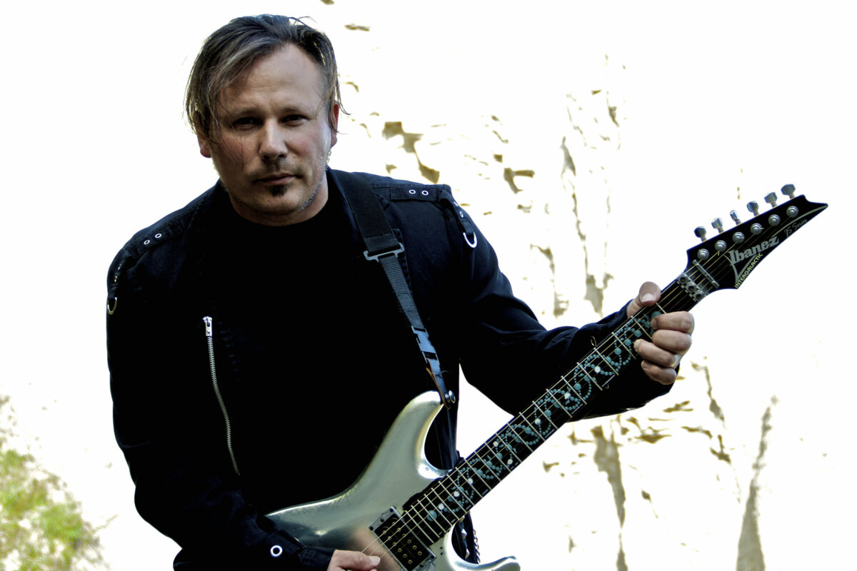 Soar Away With Powerful Solos With ‘F-22 Raptor’ From Pyramids On Mars