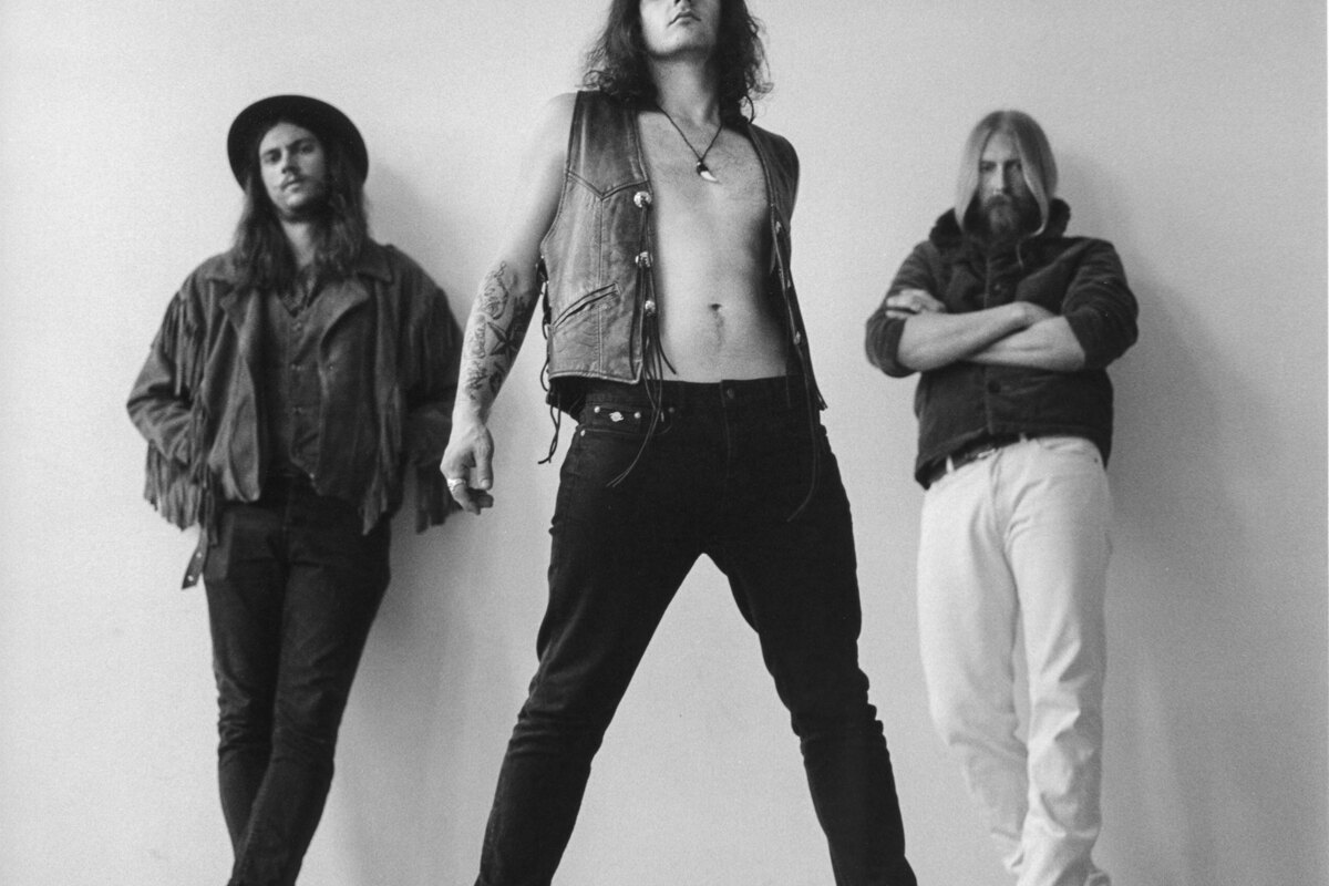 Taraban watch weird and sexy video "The Plague" off debut album out November 22