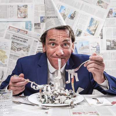 Comedian Bert Gabriëls verrast met zijn boeken top 10: “Over hoeren? Awel, da’s toch chance.”