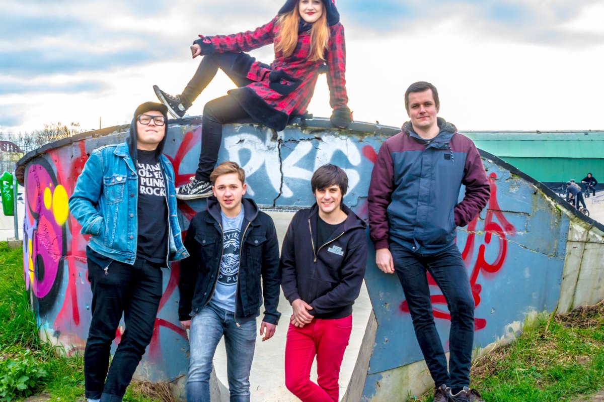 For I Am  Release New Album Called 'Late Bloomers'