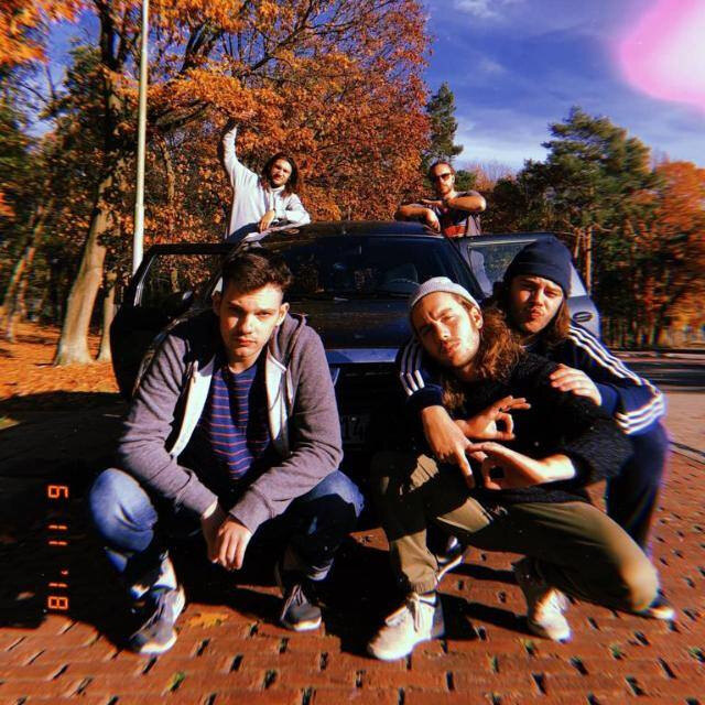 Psychedelic Indie-Rockers The Doghunters Share New Single "Hitchhiker"!
