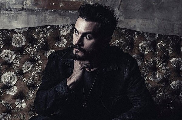 Musician And Actor Michael Malarkey Release New Single "Graveracer"
