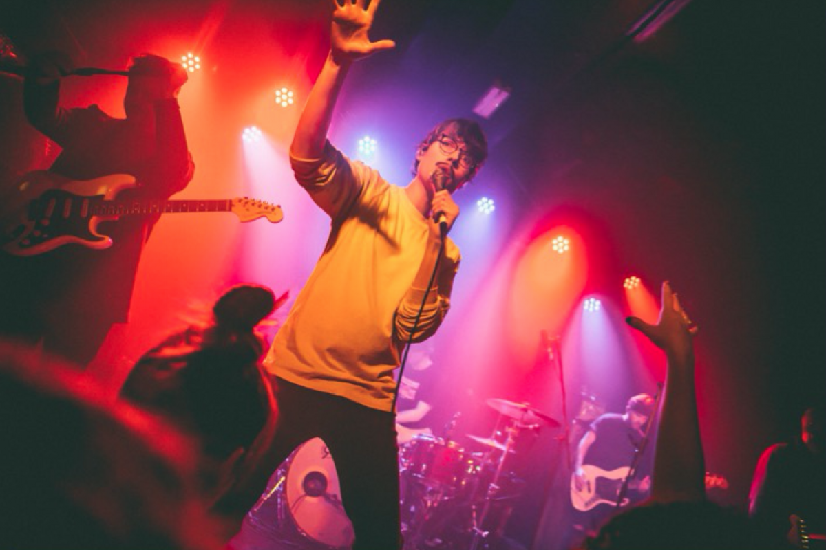 Joywave share live video for 'Obsession'
