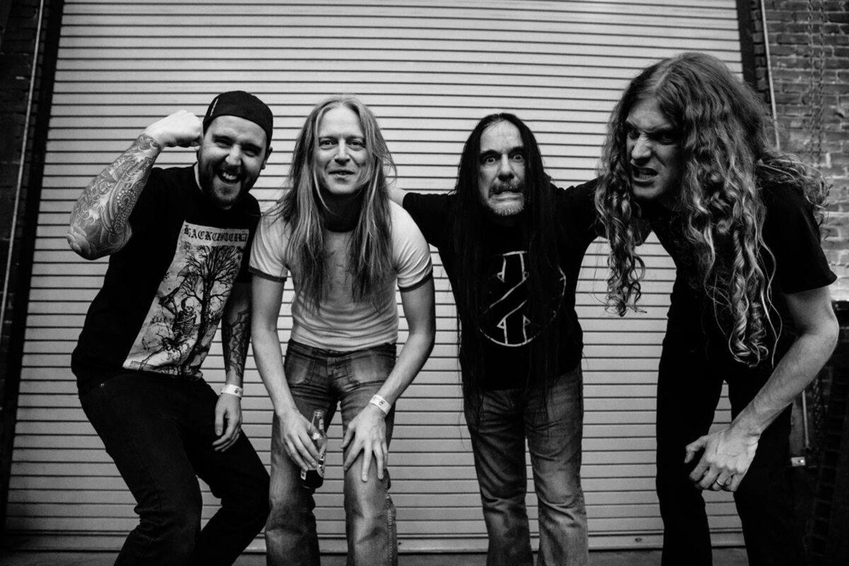 Carcass debut new single "Under The Scalpel Blade"