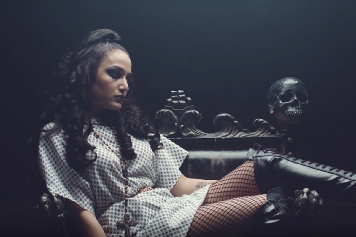 Lux Lyall unveils enchanting video for 'Mad With The Moon'