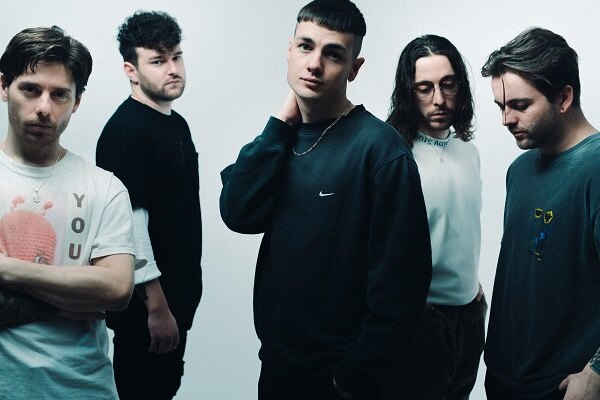 Boston Manor Release New Single "Everything Is Ordinary" From The Newly-Announced Forthcoming Album "Glue"