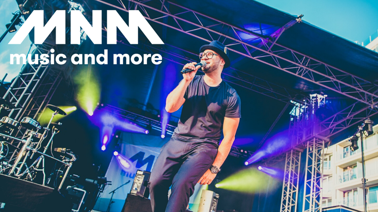 MNM Sing Your Song Live gaat live