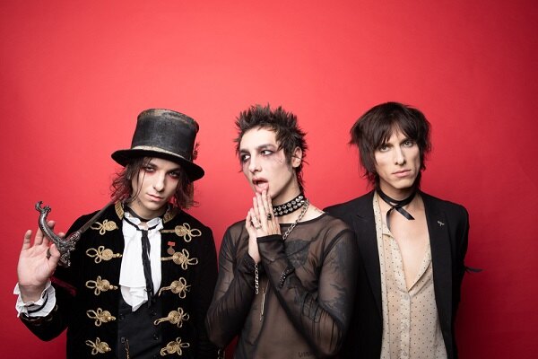 Palaye Royale Announce Their Third Album "The Bastards" Released on May 29th; Video For Brand New Track "Lonely" Released Today