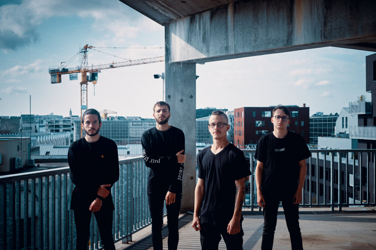 French progressive metalcore unit Obsidian shared brand new music video "Rea(lies)"