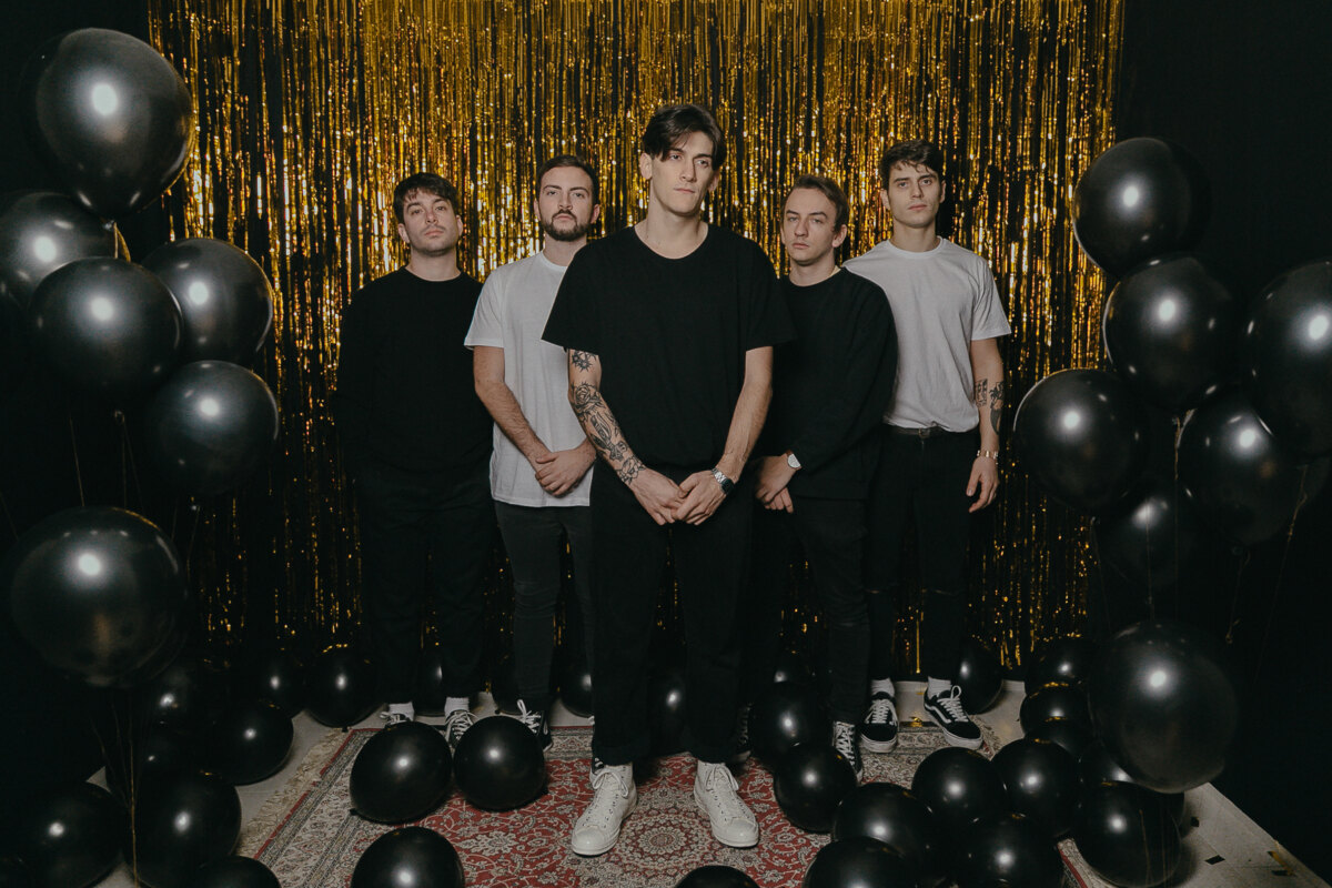 What We Lost Share Video For “Lungs” 