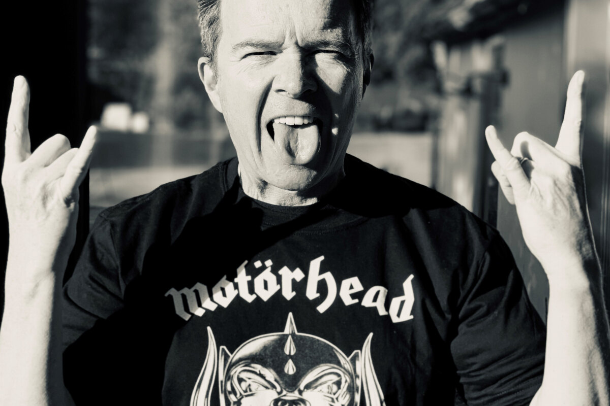 Motörhead vs Rick Astley?!